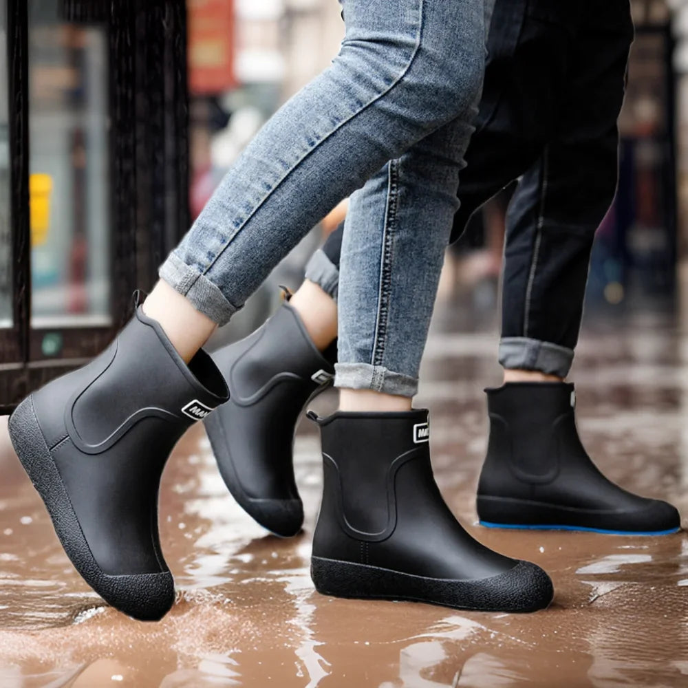 Four Seasons Thickened Bottom Work Shoes for Men and Women Short Tube Waterproof With Thermal Feature for Winter Adults