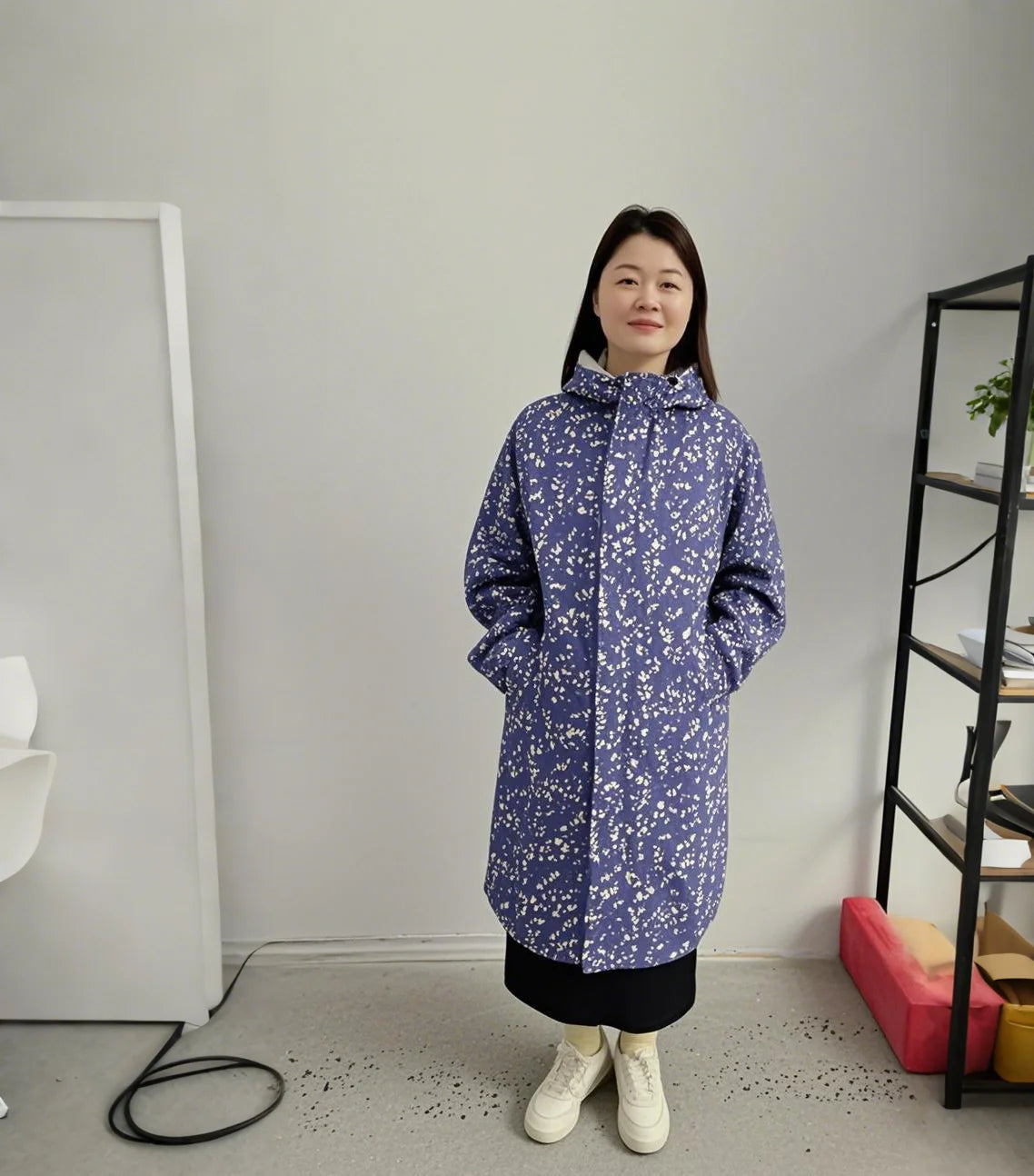 Universal Polyester Fashion Foldable Lightweight Waterproof Windproof Rain Jacket Coat for Daily Wear Travel Outdoor Activities