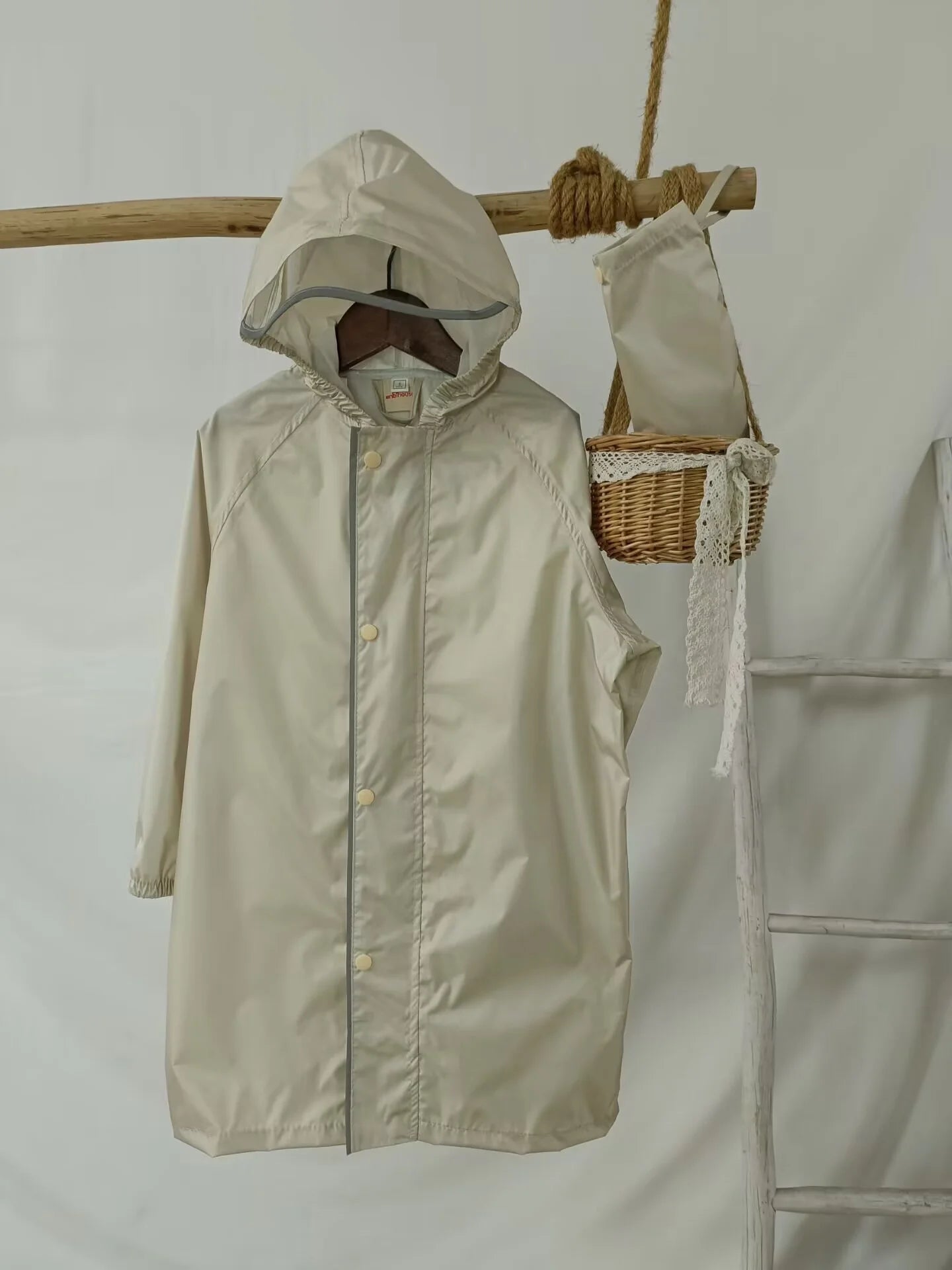 Waterproof Raincoat Lightweight Reusable Soft Breathable Children Poncho with Reflective Safety Stripes for Kindergarten Primary