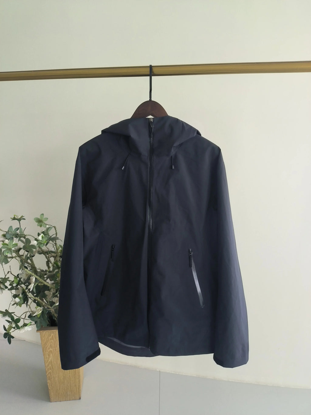 Men's Softshell Jacket With Hood Fleece Lined Windbreaker Lightweight Waterproof Jackets for Hiking