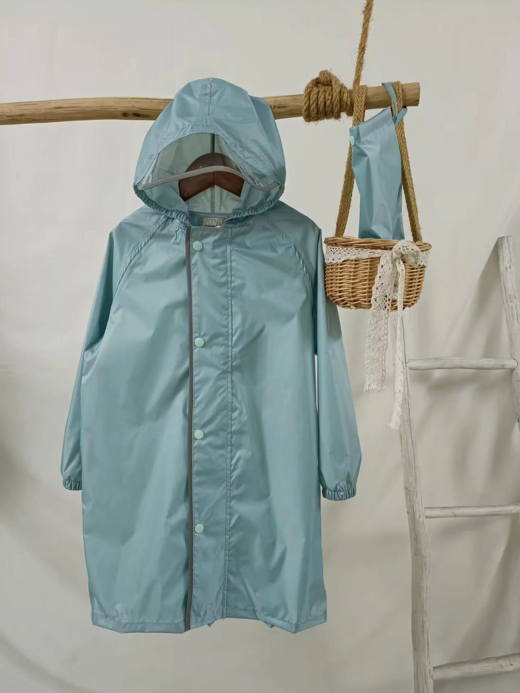 Waterproof Durable Fashionable Lightweight Reusable Windproof Boys Girls Back School Children's Poncho Raincoat Reflective