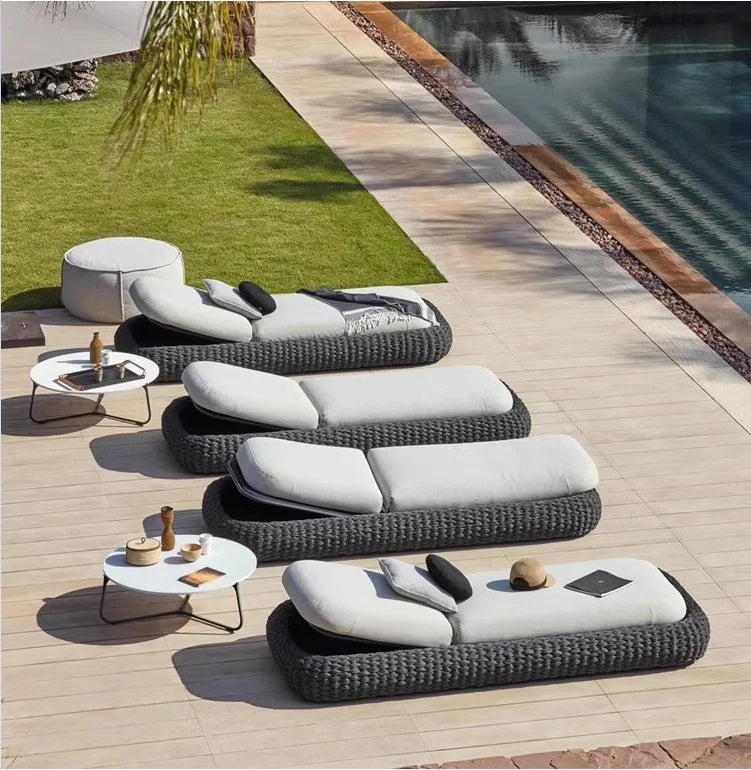 Outdoor Furniture Leisure Sun Loungers Sun Beds Beach Chair for Relaxing Lying Outdoor Furniture for Comfortable Leisure Time