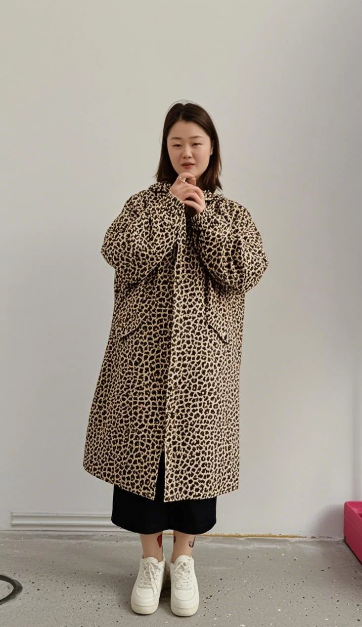 Women's Lightweight Hooded Waterproof Rain Jacket Breathable Raincoat Soft Shell Outdoor Mountain Hiking Windbreaker Rain Gear