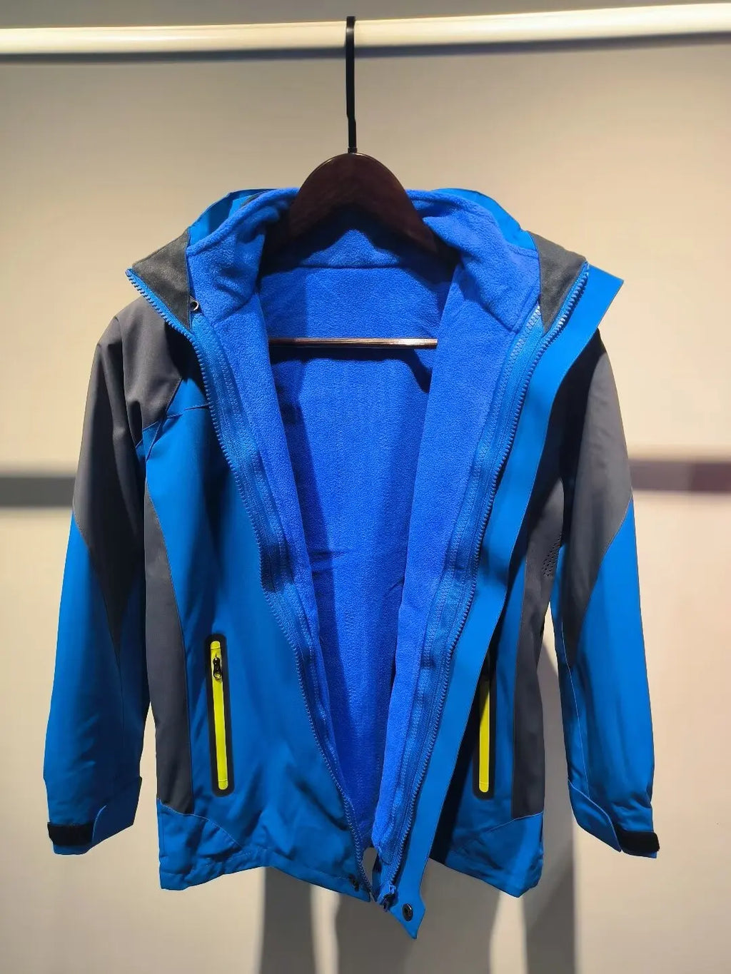 Men's Soft Shell Waterproof Tactical Jacket for Outdoor Blue Hooded Windbreaker Stand Collar Zipper for Winter Hiking Camping