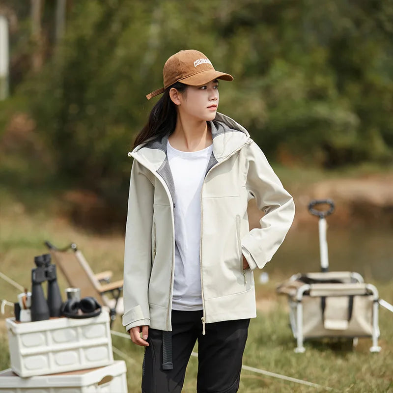 Customizable Soft Shell Jacket with Full Heat Sealing Waterproof Windproof Fleece-Lined for Mountaineering Quality Outdoor Gear