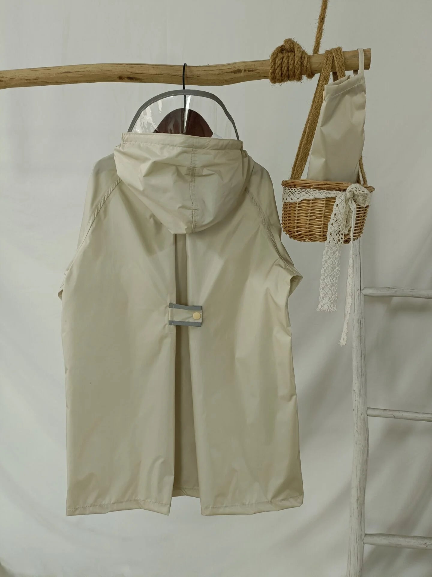 Waterproof Raincoat Lightweight Reusable Soft Breathable Children Poncho with Reflective Safety Stripes for Kindergarten Primary