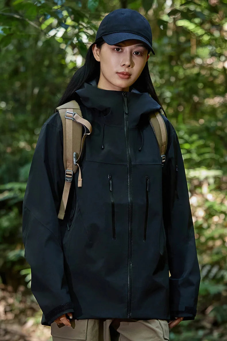 Unisex Waterproof Breathable Hard Shell Rain Jacket Seam Taped Zipper Taped Closure Windbreaker for Hiking Riding Outdoor