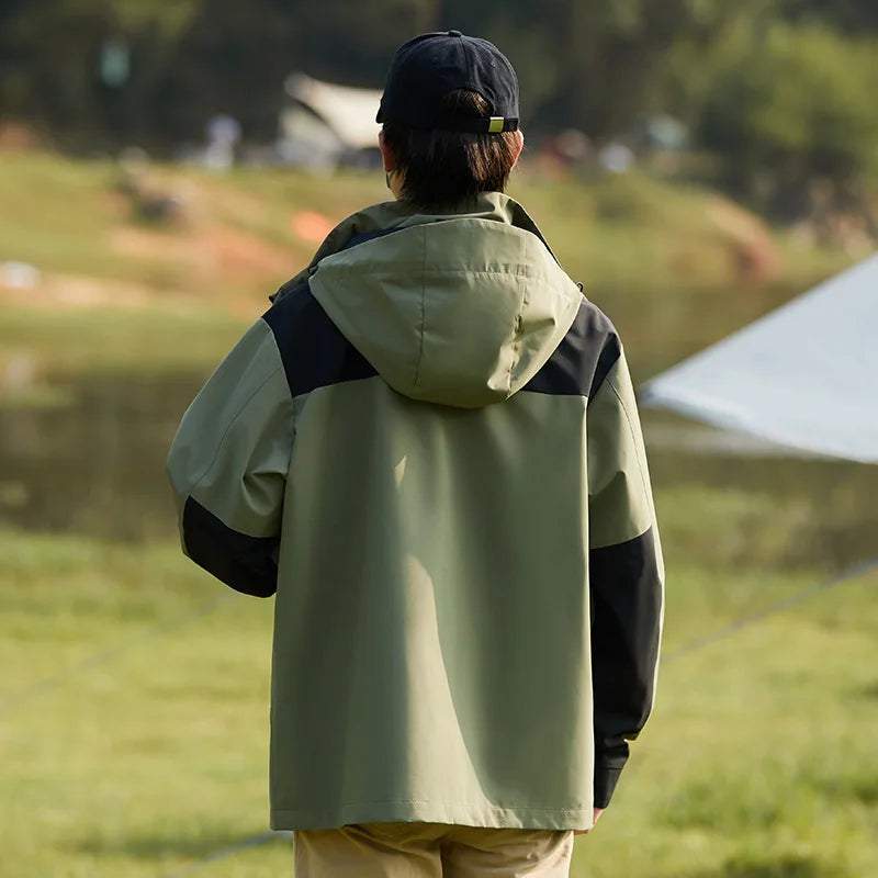 New Arrival Fashionable Hooded Rain Jacket Waterproof Polyester and PU Material for Hiking and Traveling Couple Raincoat